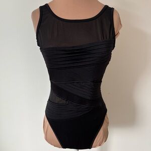 Miraclesuit One Piece Mesh Panel Black Slimming Illusion Bathing Suit NWOT Sz 8
